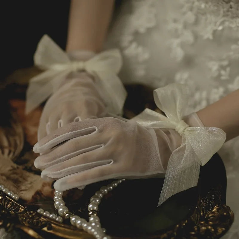 Vintage Transparent Wedding Gloves White Bride Dress Gloves